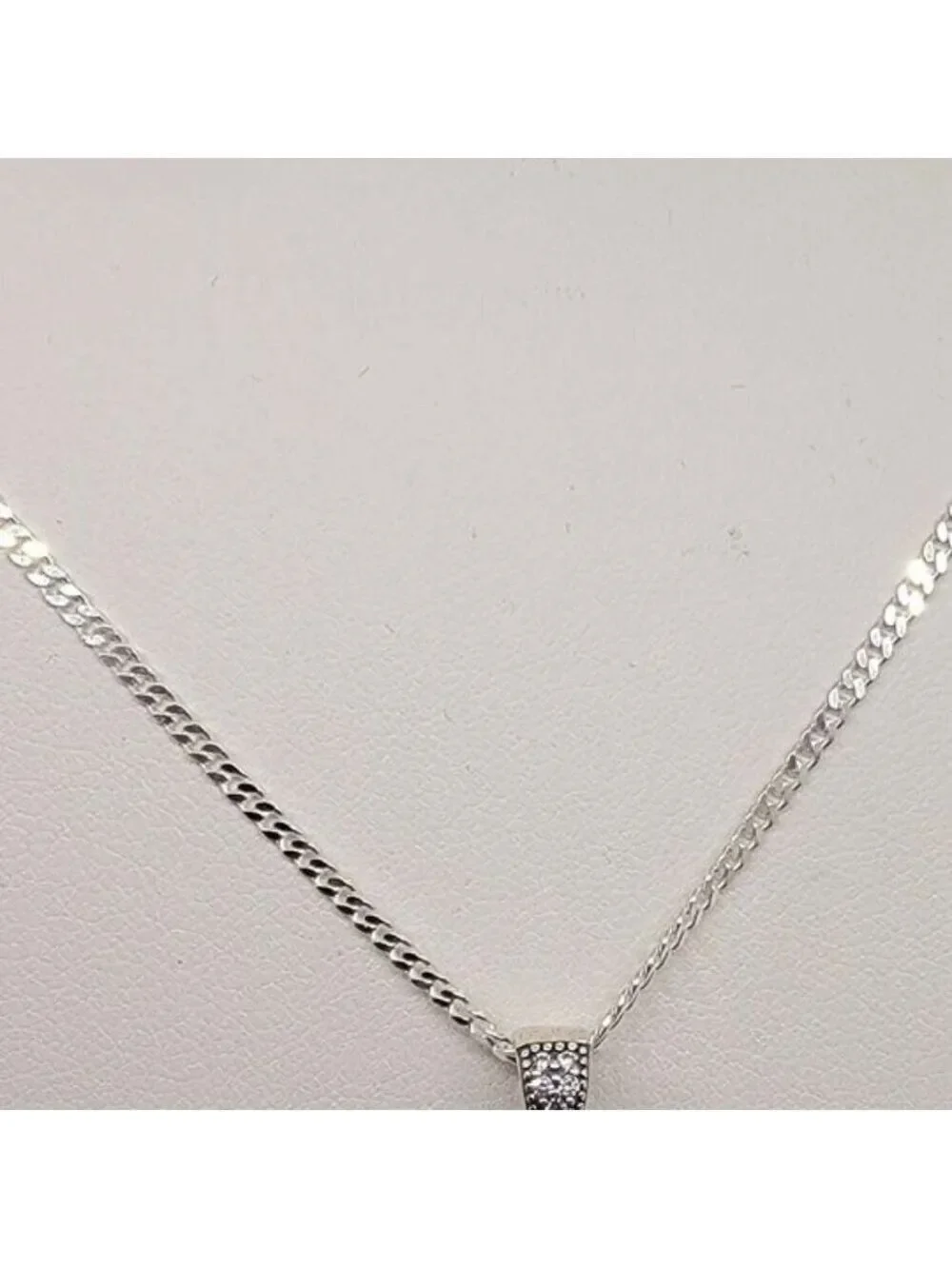 Brand New Sterling Silver 925 Minnie Mouse Earrings and Necklace set